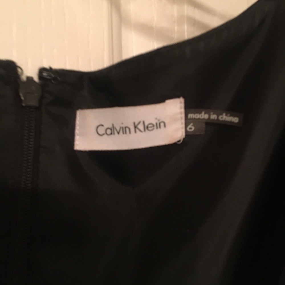 Calvin Klein sexy little black dress - Picture 3 of 6